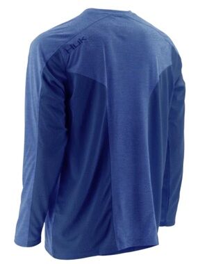 Huk Heathered Blue Short Sleeve Shirt with Red Logo Tag